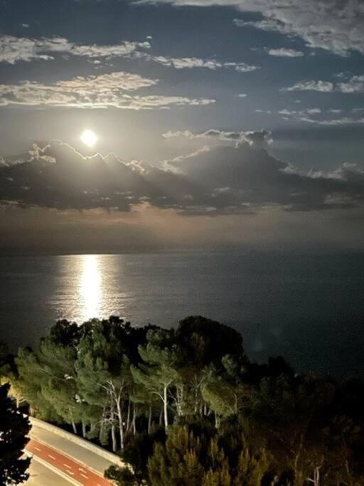Precioso Apto Miami Primera Linia Playa Cala De Las Sirenas, Con Wifi Y Netflix, Adecuado Para Teletrabajar Miami Platja  Exterior foto