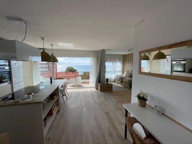 Precioso Apto Miami Primera Linia Playa Cala De Las Sirenas, Con Wifi Y Netflix, Adecuado Para Teletrabajar Miami Platja  Exterior foto