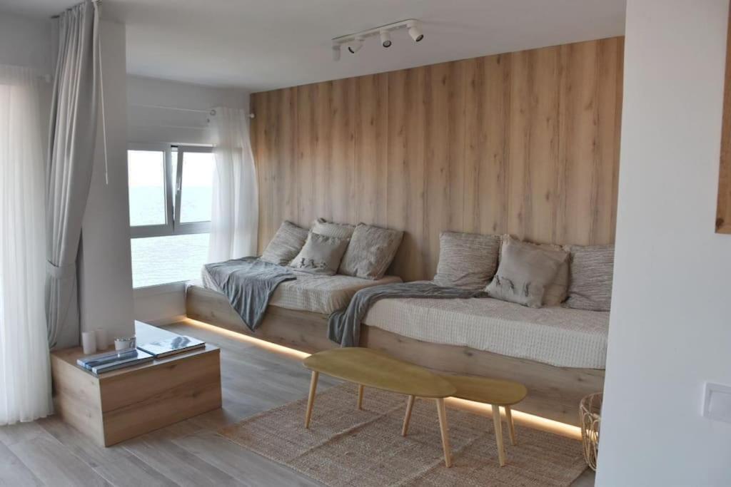 Precioso Apto Miami Primera Linia Playa Cala De Las Sirenas, Con Wifi Y Netflix, Adecuado Para Teletrabajar Miami Platja  Exterior foto
